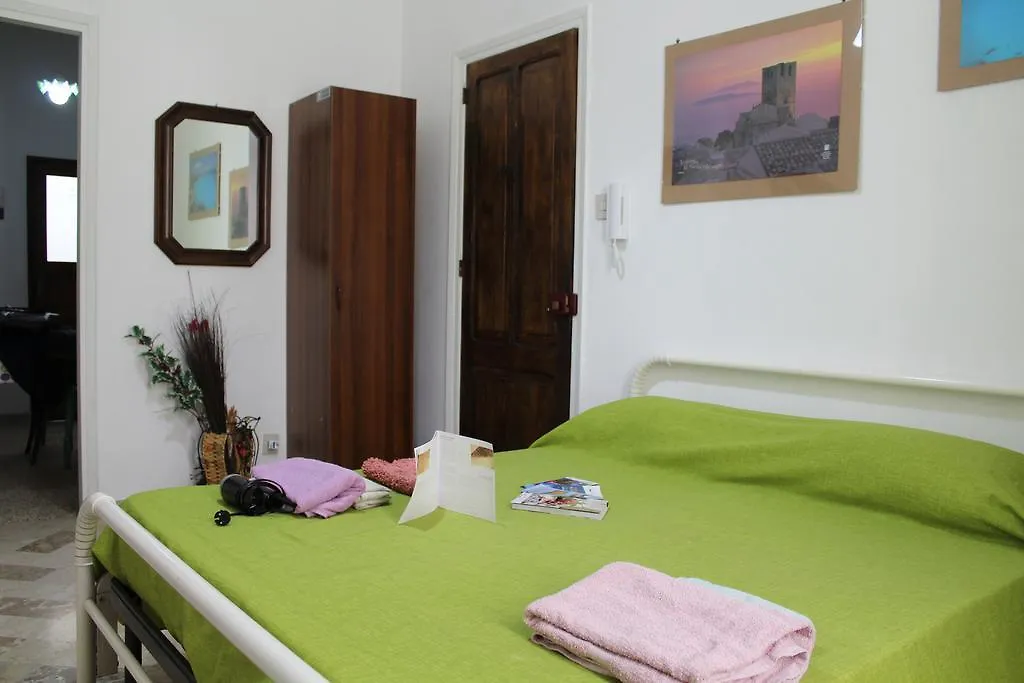 A Due Passi Dal Centro Holiday home Trapani 0*,