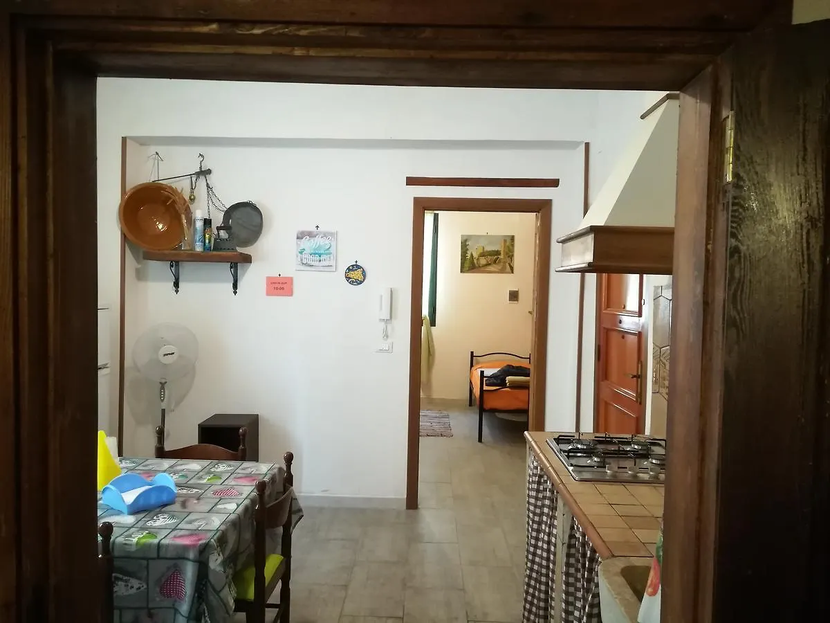 トラーパニA Due Passi Dal Centroアパートメント イタリア